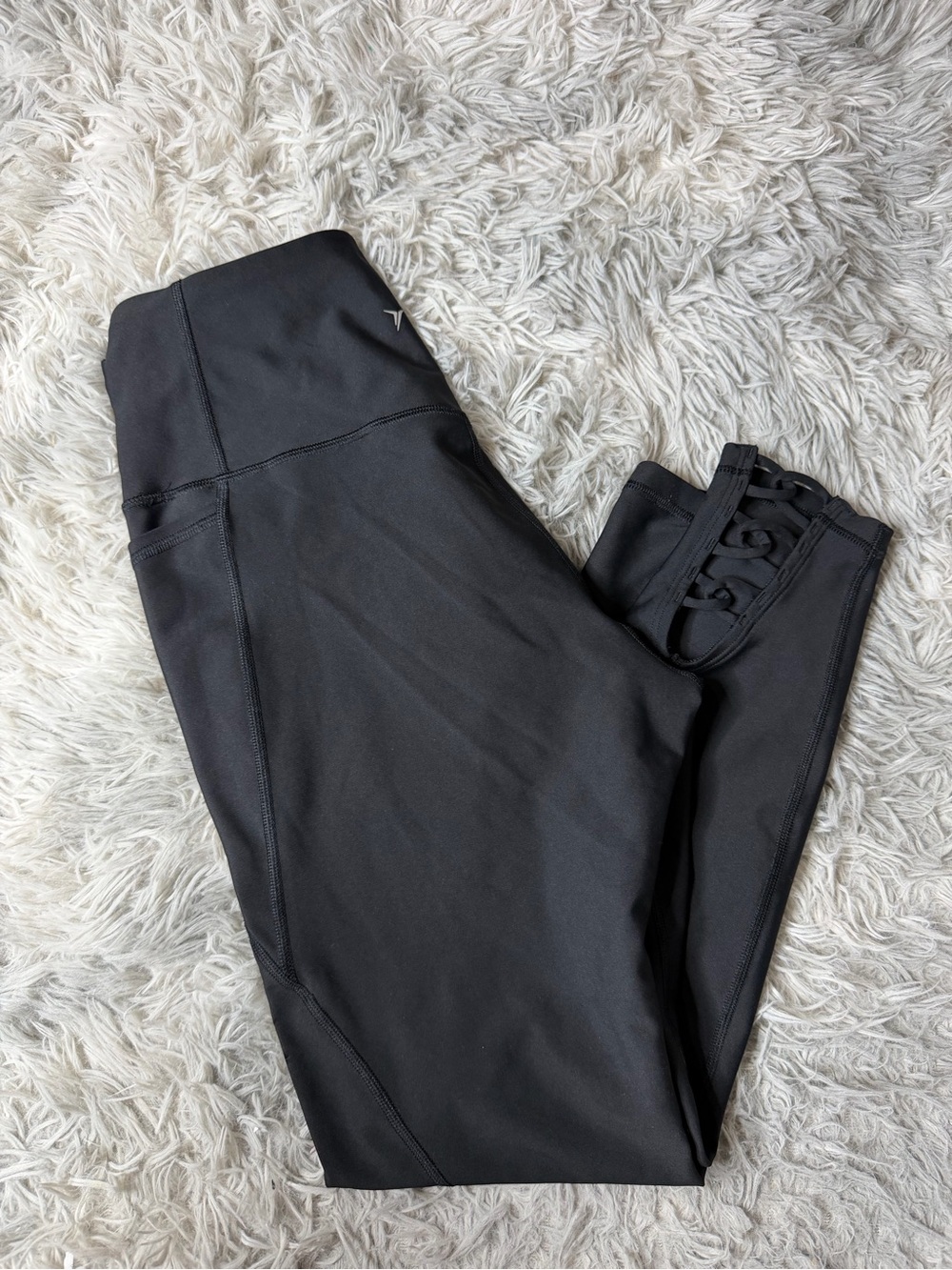 Old Navy High-Waisted PowerSoft Lattice-Hem 7/8 Leggings Black size L